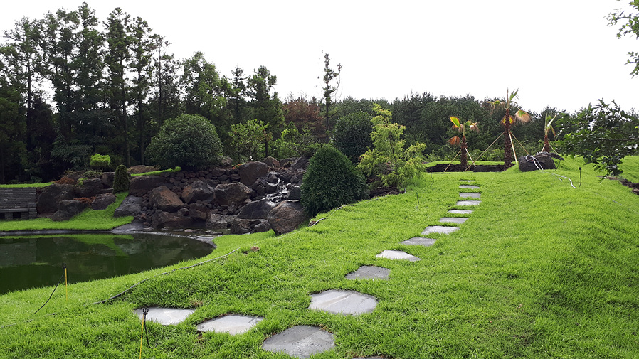 The Garden of Prayer2